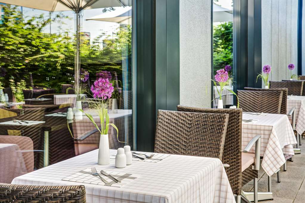 Intercityhotel Ostbahnhof Berlim